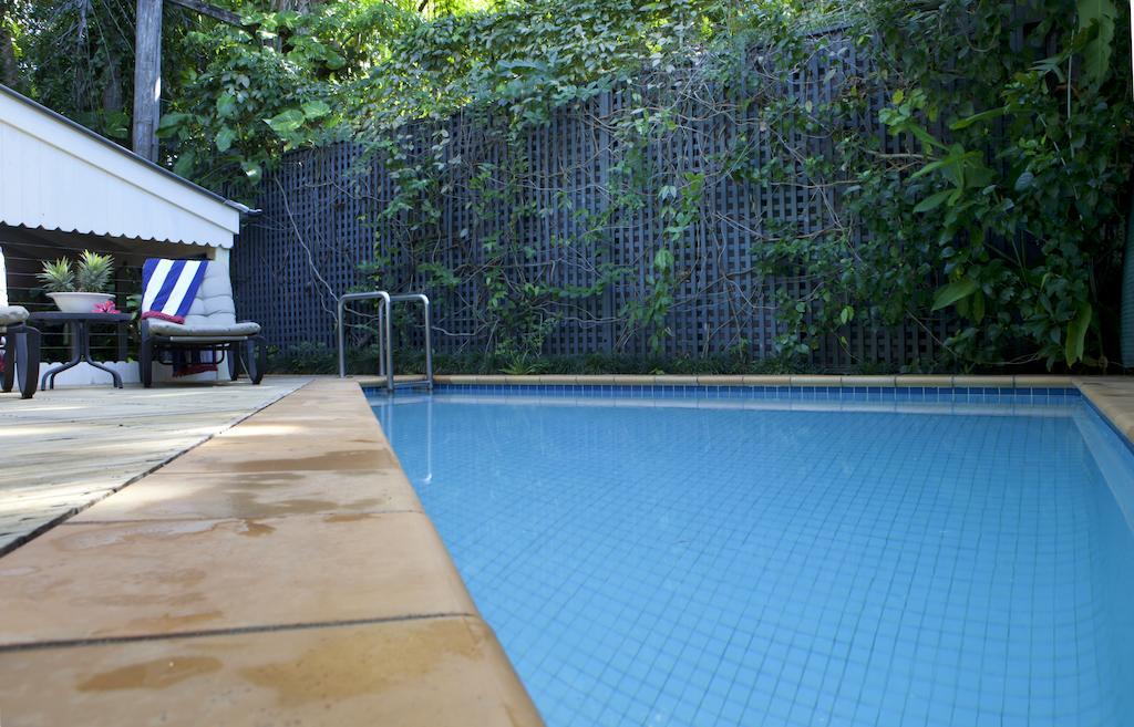 Port Douglas Cottage & Lodge Номер фото