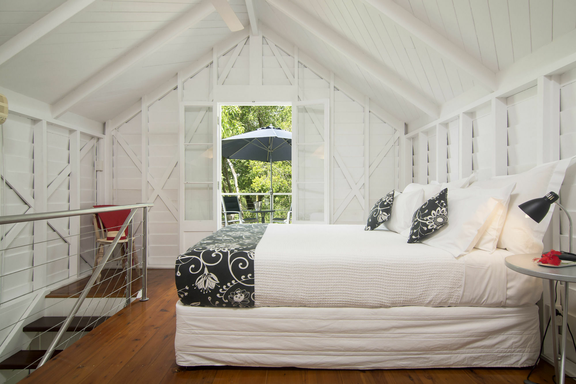 Port Douglas Cottage & Lodge Экстерьер фото