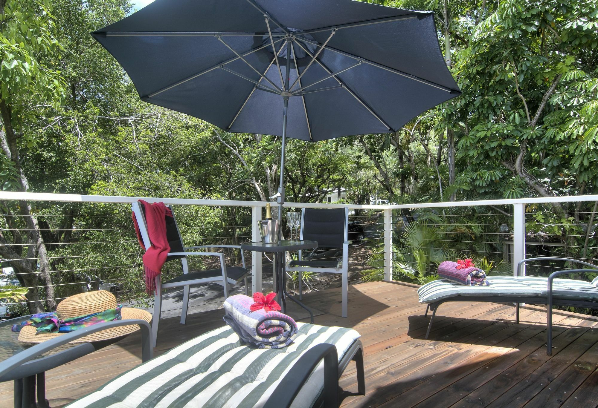 Port Douglas Cottage & Lodge Экстерьер фото